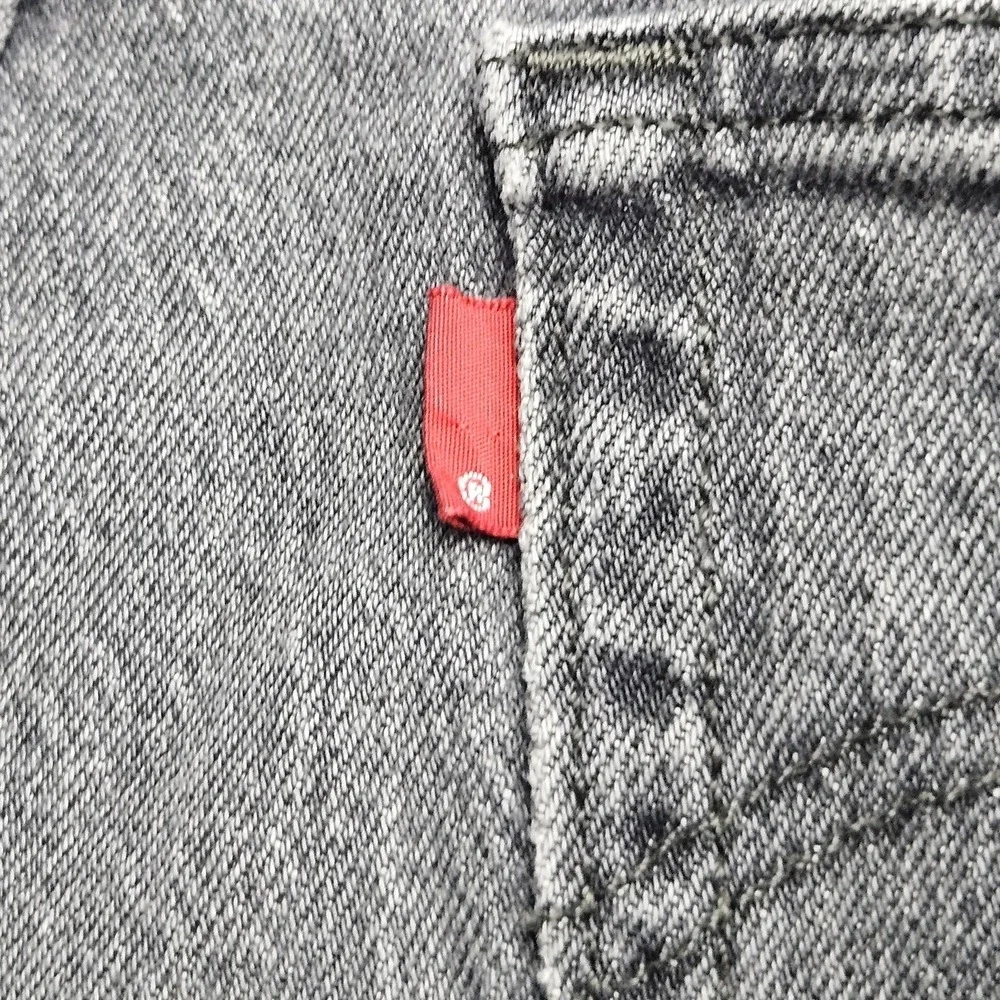 Levi 501 Original Fit Jeans Mens 27x28 Gray Straight Leg Denim Classic Casual